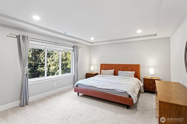 bedroom with light carpet, visible vents, recessed lighting, and baseboards