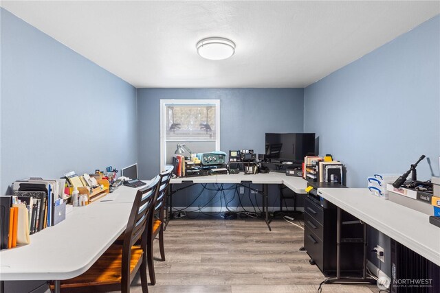 14530 Rutherford Rd, Yakima, WA 98903 - office area featuring light wood-style floors