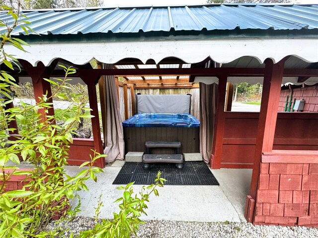 2254 Riffle Dr, Leavenworth, WA 98826 - view of patio / terrace with a hot tub
