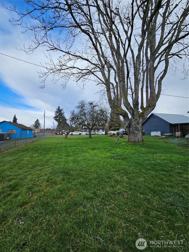 view of yard featuring fence