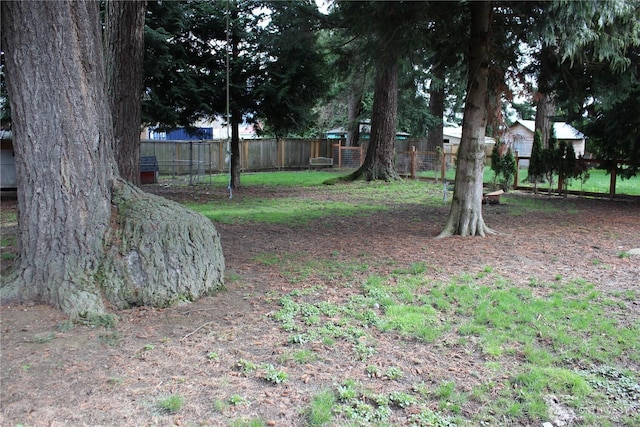 view of yard featuring fence