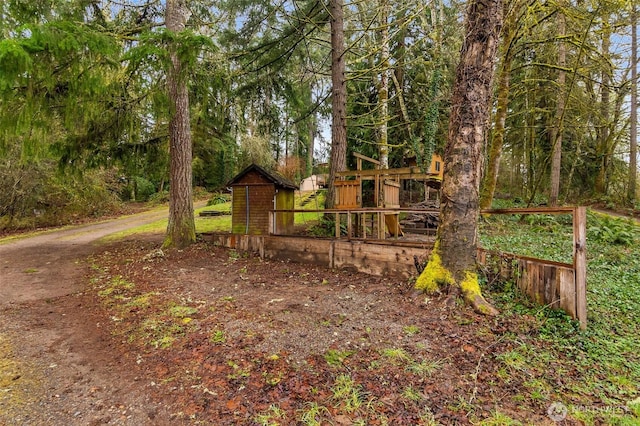 view of yard featuring fence