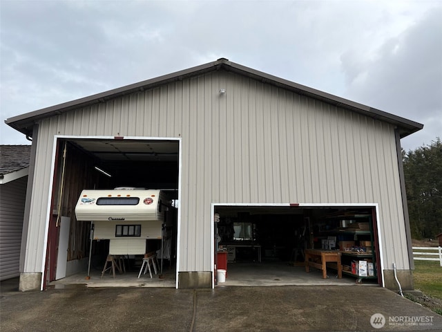 view of detached garage