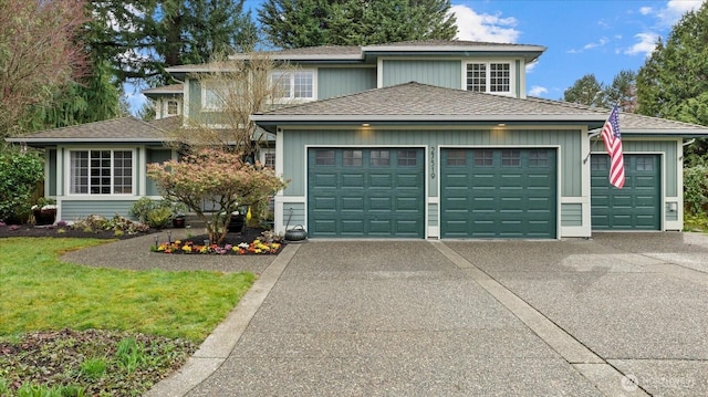 view of front facade featuring a garage and concrete driveway