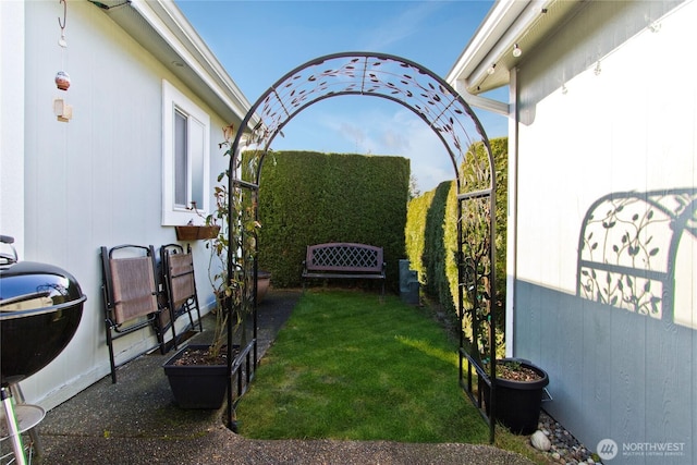 view of yard featuring fence