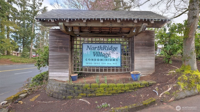 view of community / neighborhood sign