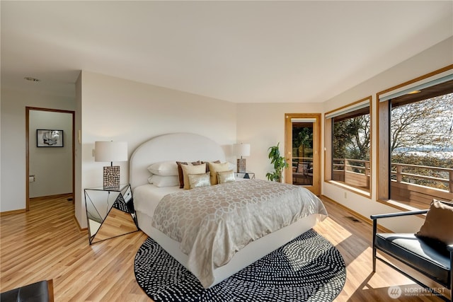 1200 Viewland Way, Edmonds, WA 98020 - bedroom featuring light wood-style floors