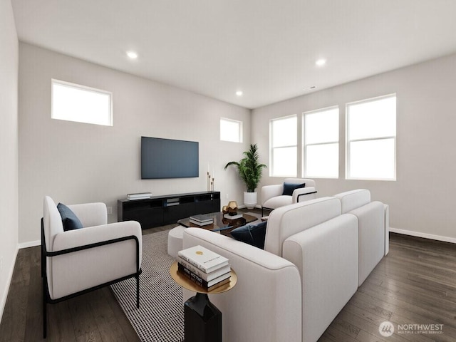 living area with recessed lighting, a healthy amount of sunlight, baseboards, and wood-type flooring