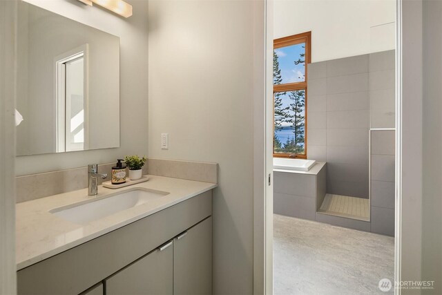 bathroom with vanity