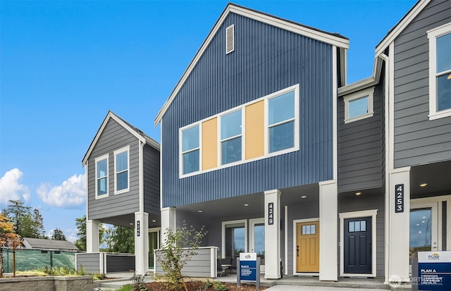 contemporary house featuring a porch