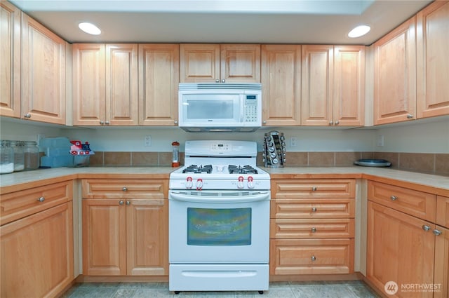 910 Medical Center Dr Unit B-203, Arlington, WA 98223 - photo 5