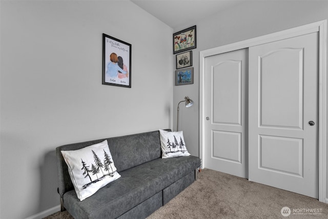 404 Airport Way SW, Mattawa, WA 99349 - living room with carpet floors
