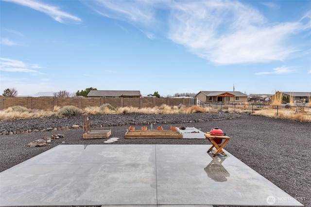 404 Airport Way SW, Mattawa, WA 99349 - view of yard with a patio and a fenced backyard