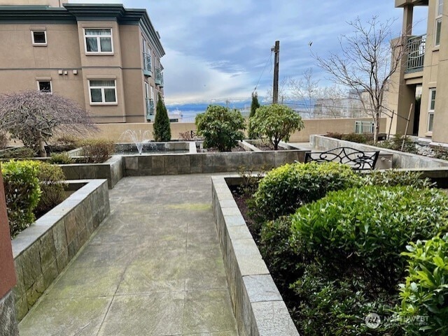 123 Queen Anne Ave N Unit 307, Seattle, WA 98109 - exterior space