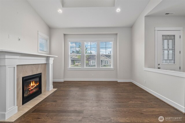 3727 Oakwood St SE, Olympia, WA 98513 - unfurnished living room featuring a tile fireplace, wood finished floors, recessed lighting, and baseboards