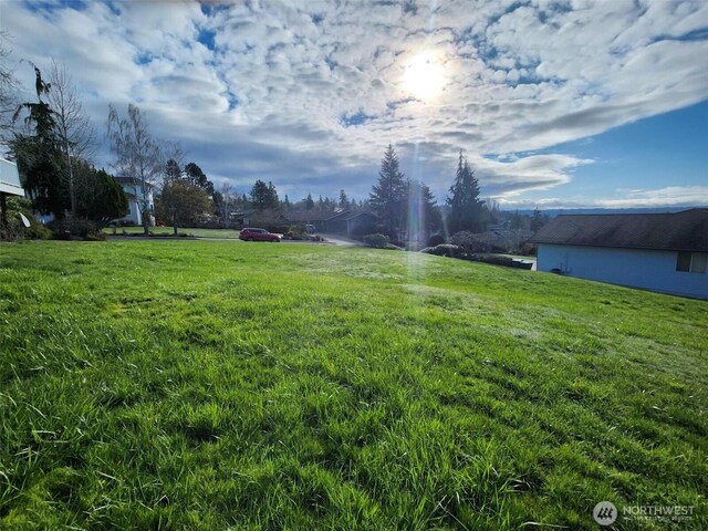3023 Pawnee Dr, Bremerton, WA 98310