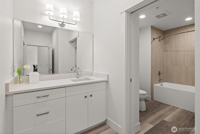 3760 Suncadia Trl Unit 315, Cle Elum, WA 98922 - full bath featuring vanity, toilet, wood finished floors, and visible vents