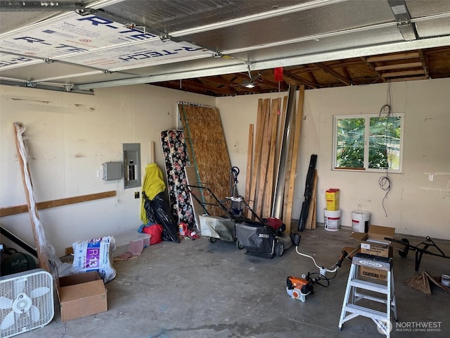 610 Rose Way, Everett, WA 98203 - garage featuring electric panel