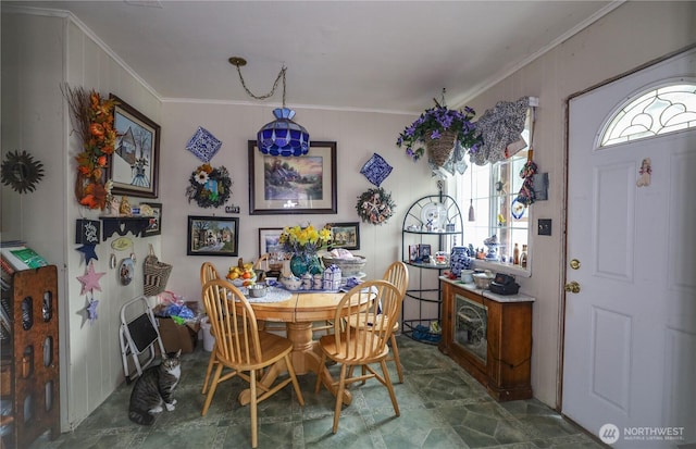 55 Devonshire Rd, Montesano, WA 98563 - dining room featuring crown molding