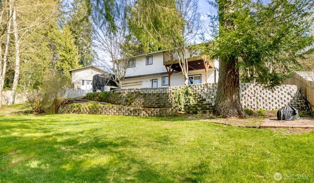 view of yard with fence
