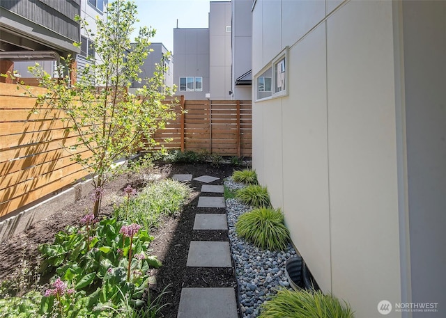 view of yard featuring fence