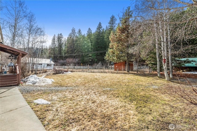 view of yard featuring fence