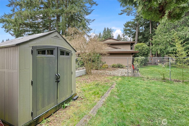 2913 SE Forest Villa Ct, Port Orchard, WA 98366 - view of yard featuring a storage unit