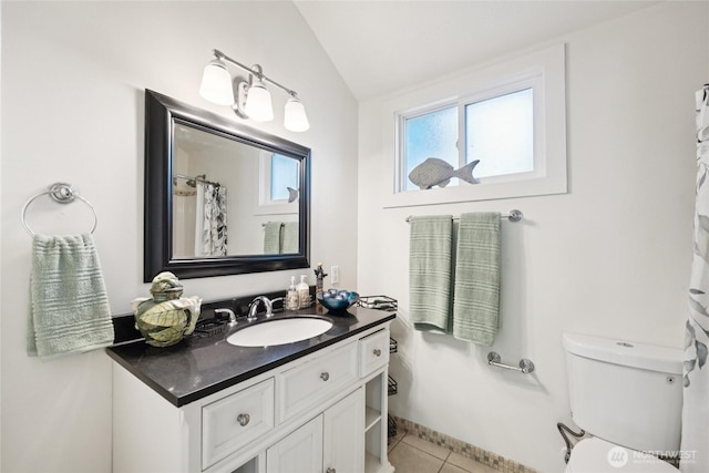 817 SW 158th St, Burien, WA 98166 - full bath with vanity, lofted ceiling, and tile patterned floors