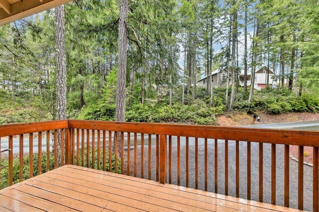 701 E Vine Maple Ln, Union, WA 98592 - view of wooden deck