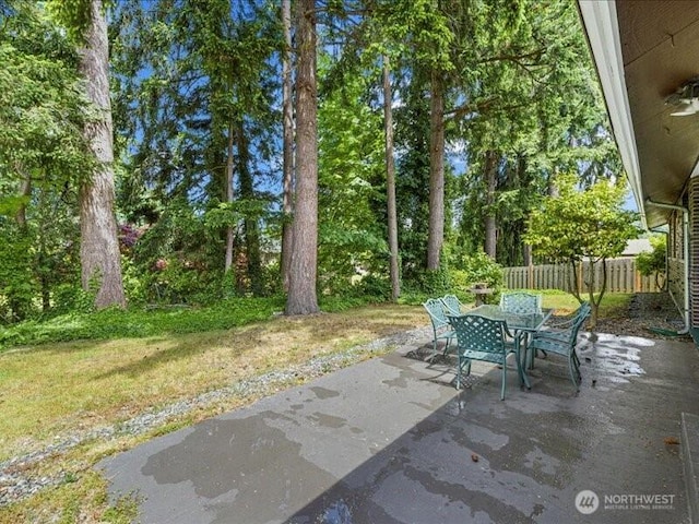 3616 SW 325th St, Federal Way, WA 98023 - view of patio with outdoor dining space