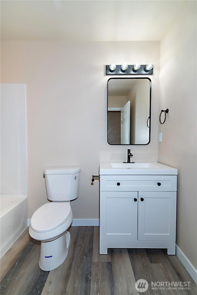 16283 Hwy 97, Ellensburg, WA 98926 - full bath with wood finished floors and vanity