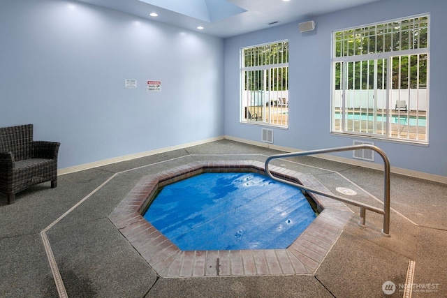 588 241st Ln SE, Sammamish, WA 98074 - view of pool