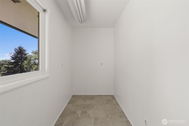 1918 SE Maple Dr, Chehalis, WA 98532 - corridor with baseboards