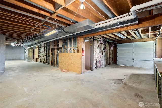 1918 SE Maple Dr, Chehalis, WA 98532 - view of garage