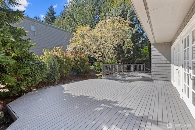 1825 112th Ave NE, Bellevue, WA 98004 - view of wooden terrace