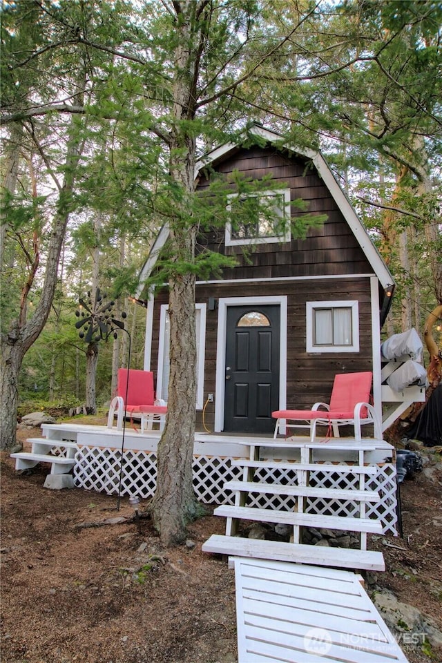 863 Chinook Way, Anacortes, WA 98221 - view of doorway to property