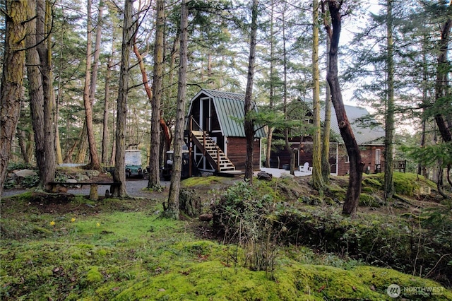 863 Chinook Way, Anacortes, WA 98221 - view of yard with stairs