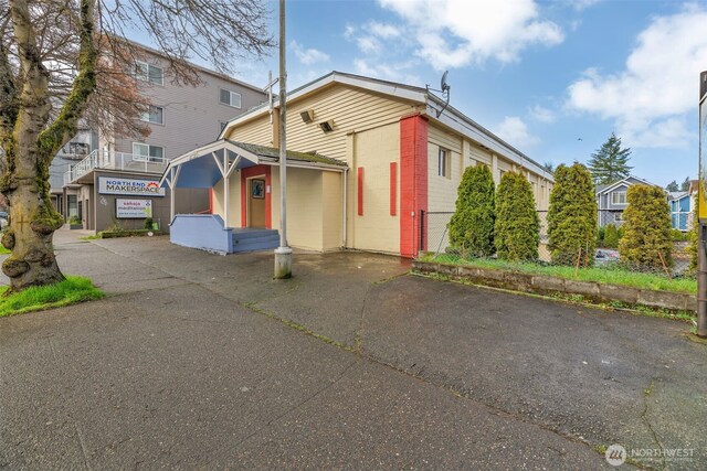 12327 15th Ave NE, Seattle, WA 98125 - photo 19