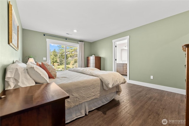 bedroom featuring visible vents, wood finished floors, baseboards, ensuite bathroom, and recessed lighting