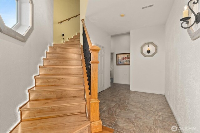 1412 Storm King Ave, Ocean Shores, WA 98569 - view of staircase