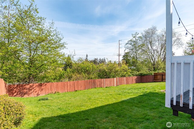 1442 SW Ponsteen Dr, Oak Harbor, WA 98277 - view of yard
