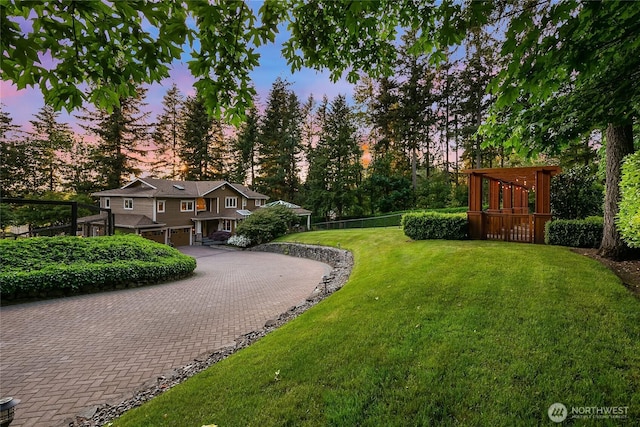 26848 SE 411th St, Enumclaw, WA 98022 - view of yard with driveway and a garage
