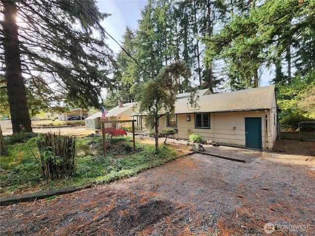 view of front of property