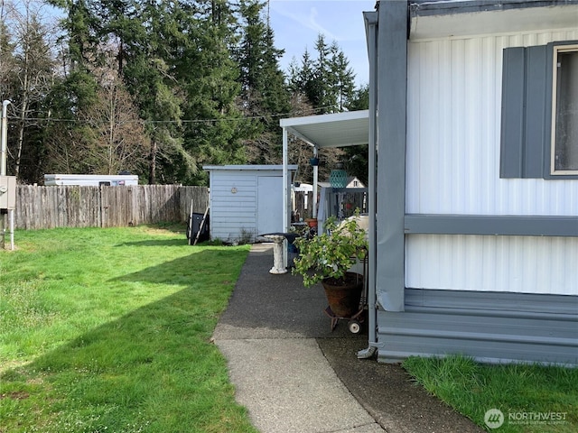 302 Pioneer Rd, Aberdeen, WA 98520 - view of yard with a storage unit
