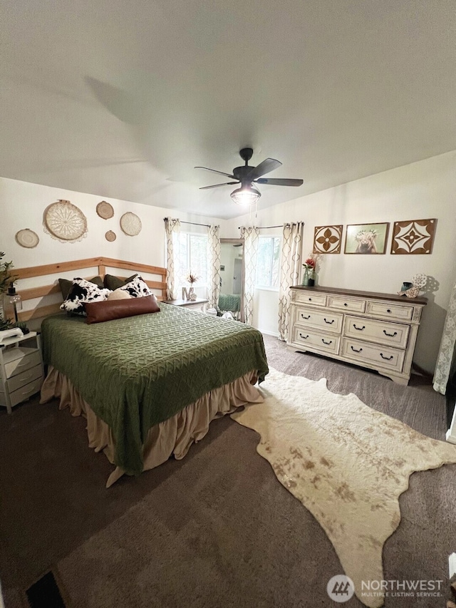 bedroom with carpet flooring and ceiling fan