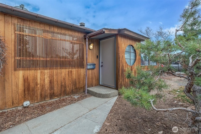 view of property entrance