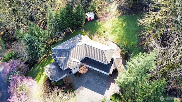 17955 SE 60th St, Bellevue, WA 98006 - drone / aerial view with a forest view