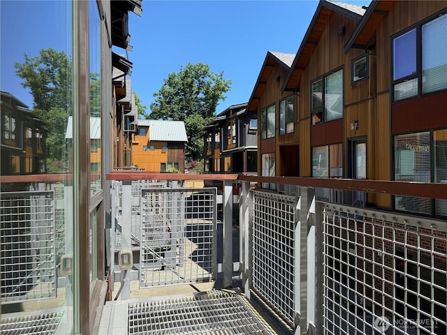 6528C 32nd Ave NE Unit 5.1, Seattle, WA 98115 - view of balcony