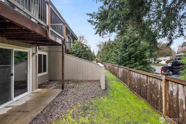 1700 Lake Park Dr SW Unit 8, Tumwater, WA 98512 - view of yard featuring fence