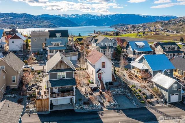 540 Porcupine Ln, Chelan, WA 98816 - aerial view featuring a water and mountain view and a residential view